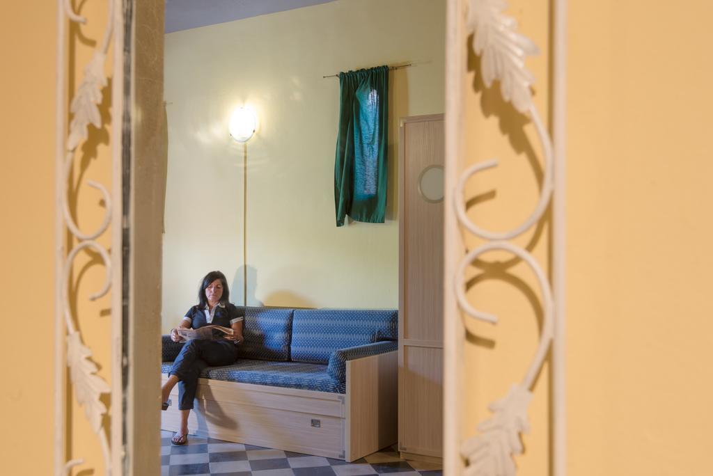 Villa Emilia Marina di Castagneto Carducci Bagian luar foto