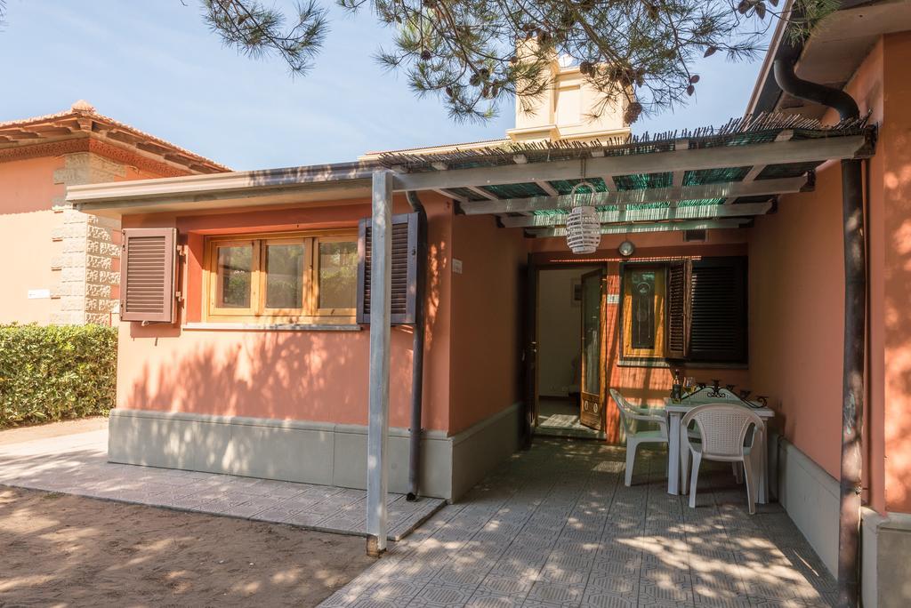Villa Emilia Marina di Castagneto Carducci Bagian luar foto