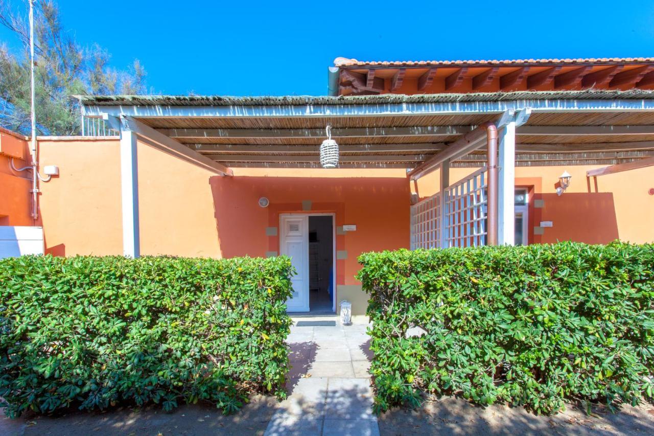 Villa Emilia Marina di Castagneto Carducci Bagian luar foto